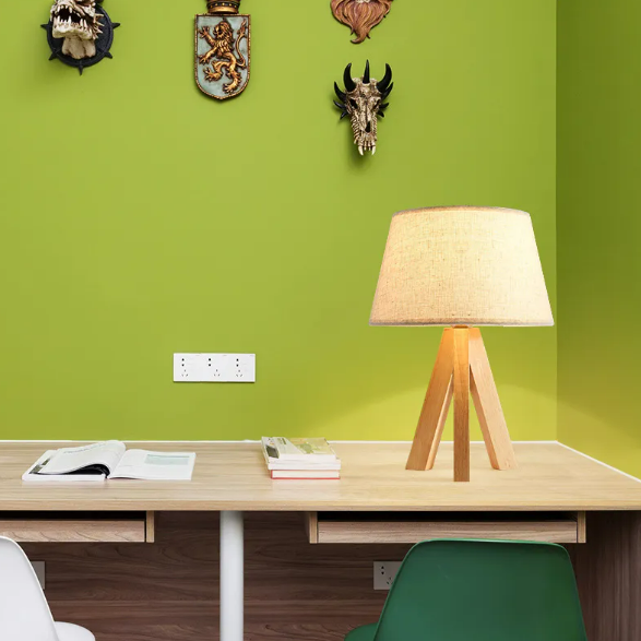 Wooden Tripod Lamp