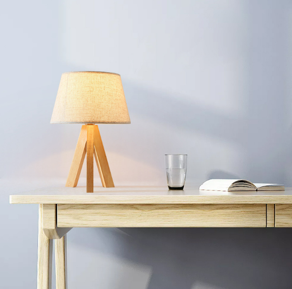 Wooden Tripod Lamp